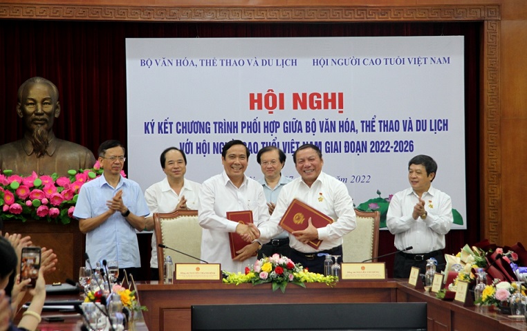 Hội NCT Việt Nam và Bộ Văn hóa, Thể thao và Du lịch: Ký kết Chương trình phối hợp giai đoạn 2022 - 2026